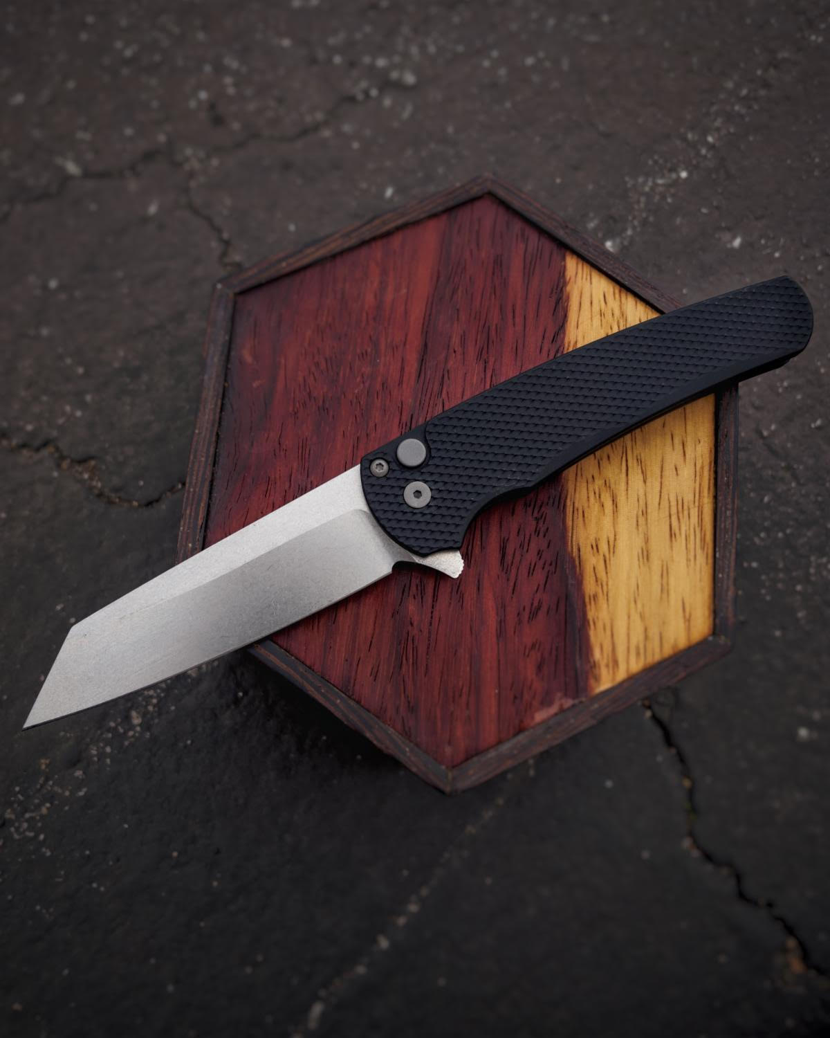 Protech Automatic Knife Malibu Reverse Tanto 5205 Scrimshaw Gallery